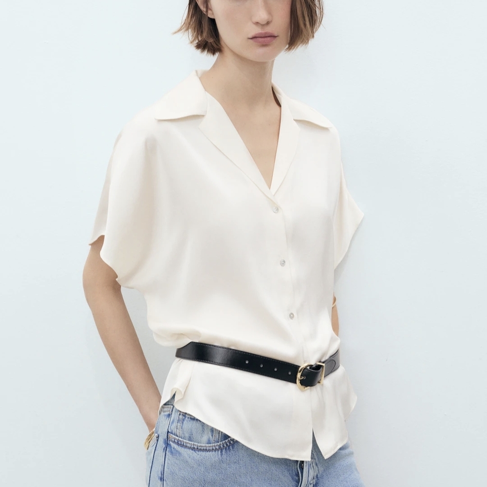 2/$20 Mango Short Sleeve Satin Blouse